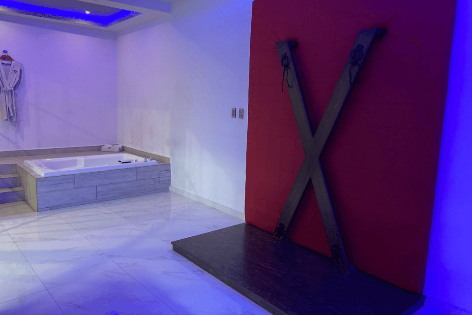 Suite Jacuzzi y Pole Dance